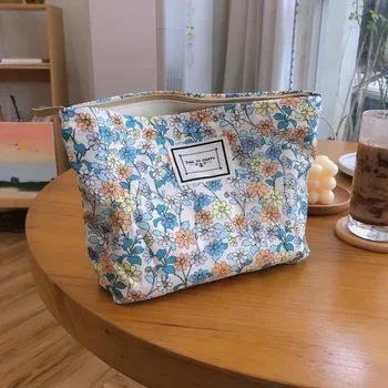 Flower печат Дамски козметични чанти случаи красота дами чанта за съхранение с цип женски пътуване съединител чанта грим чанти
