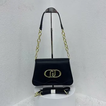 Мода Дамска кожена верига квадратна чанта Универсална плътен цвят Дами Пътуване през рамо чанта Метална катарама Чанта за подмишници 2024 Ново