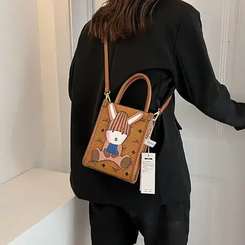 Нова 2023 Crossbody чанта за жени Мека кожа Дамски чанти за съобщения Големи дамски чанти за седла за прашка Дамска чанта за рамо
